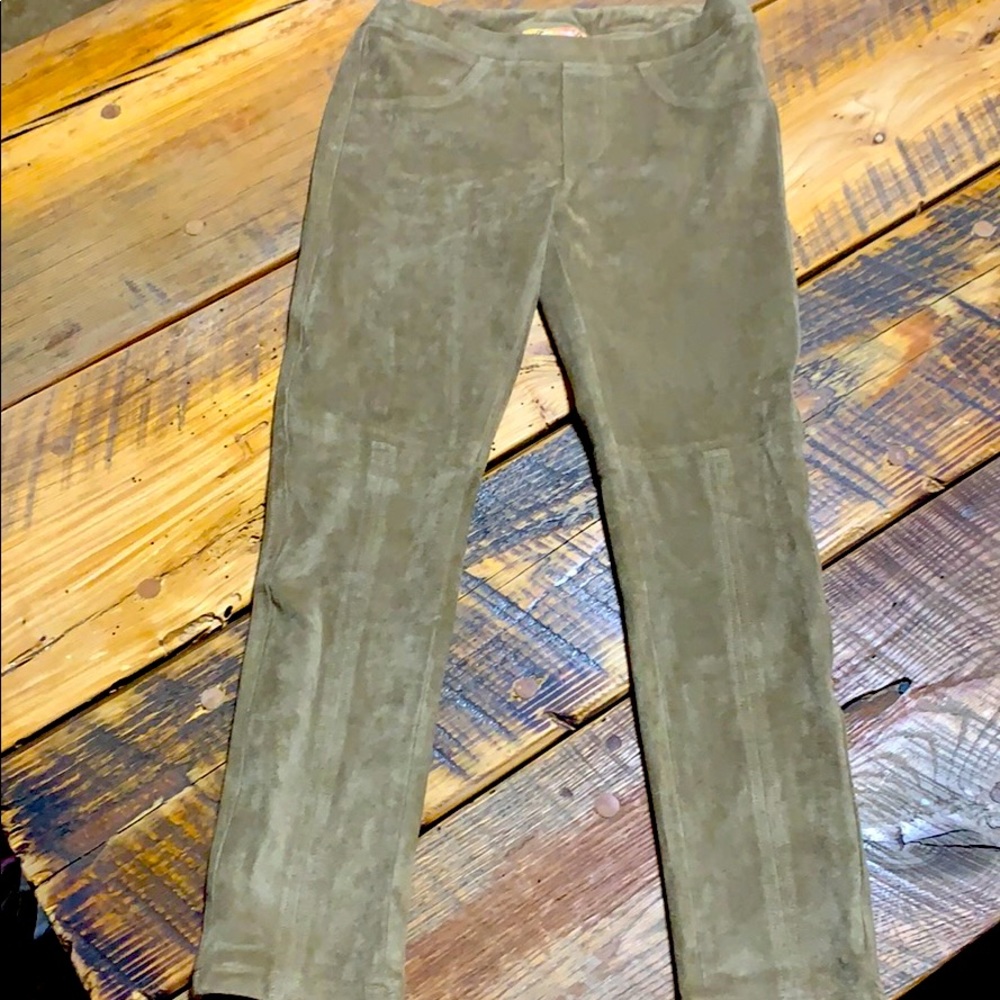 Mia Joy leggings